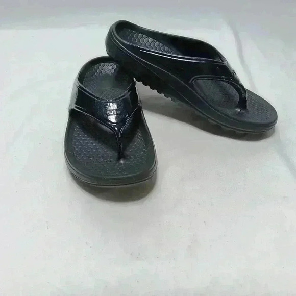 Spenco  flip flops. Ladies size 7 - Picture 1 of 9